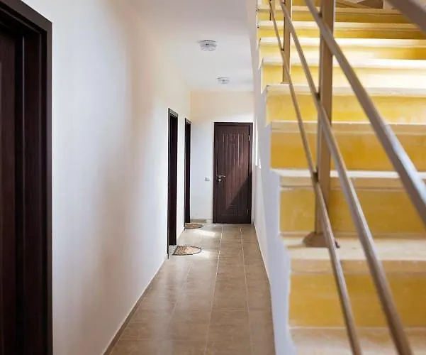 Penchevi 3* 瓦爾納